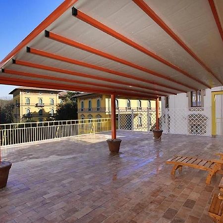 Attico Incerpi, Terrazza Sui Tetti Di Montecatini Terme Apartment Exterior photo